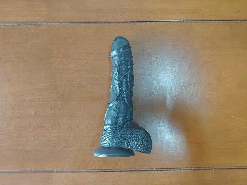 Black Realistic Dildo – 16 cm Bendable with Suction Base — image 12
